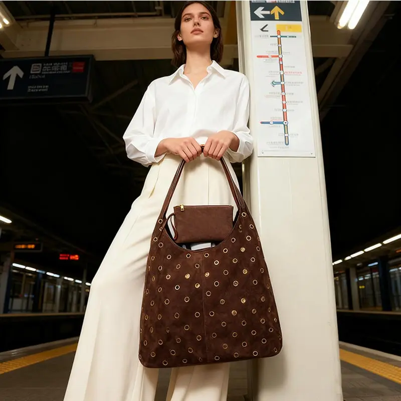 Suede Metal Studded Tote Bag w – Women Bags With Wallet Bewertung und Preis