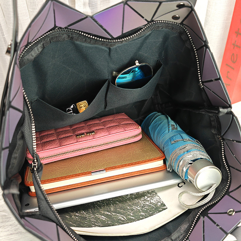 Summer 2026 Women's Geometric  – Women X Bags Bewertung und Preis