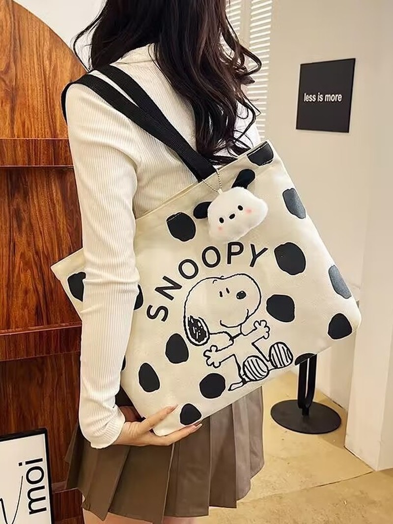 Cartoon Snoopy Canvas Shoulder – Women Bags Medium Size Bewertung und Preis