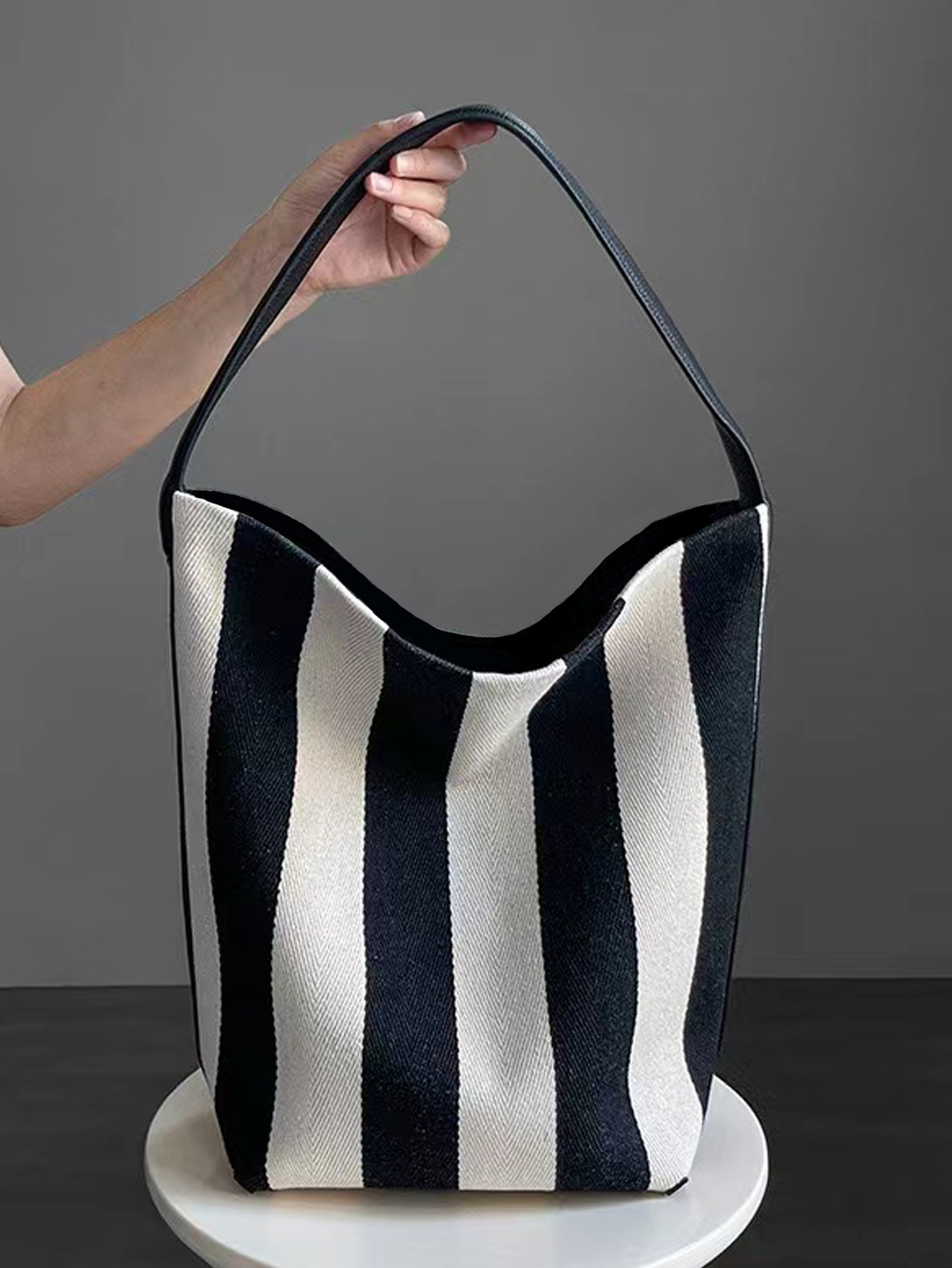 Niche striped canvas bucket ba – Women Bags Prada Bewertung und Preis