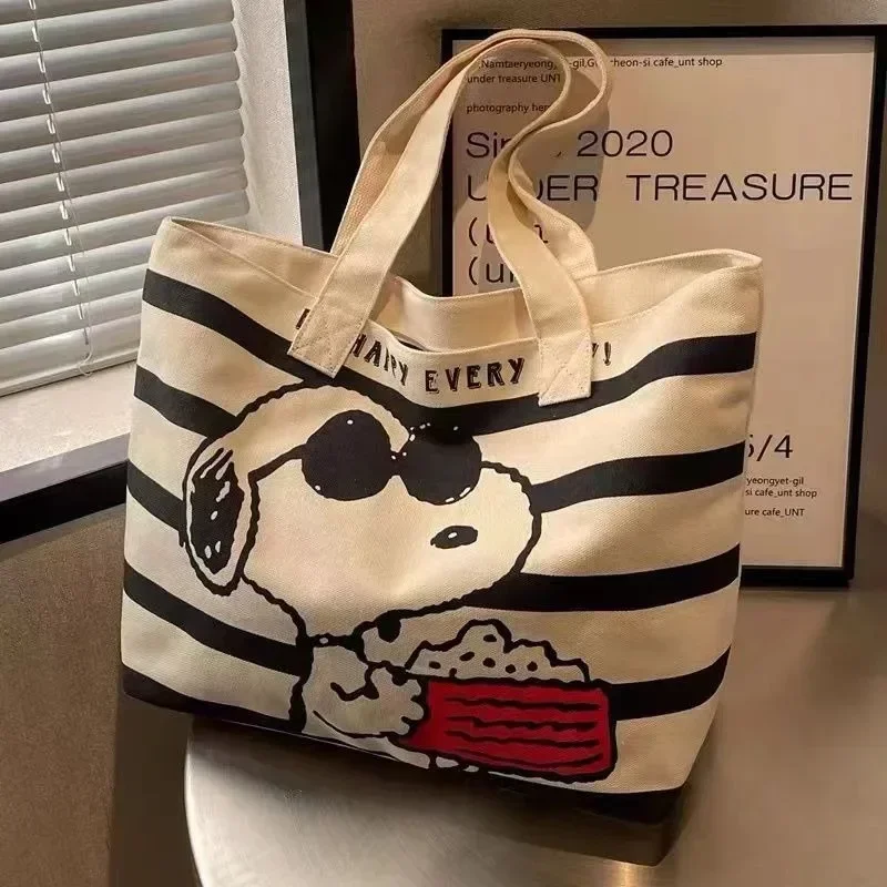 Snoopy Cartoon Large Capacity  – Women Bags Medium Size Bewertung und Preis