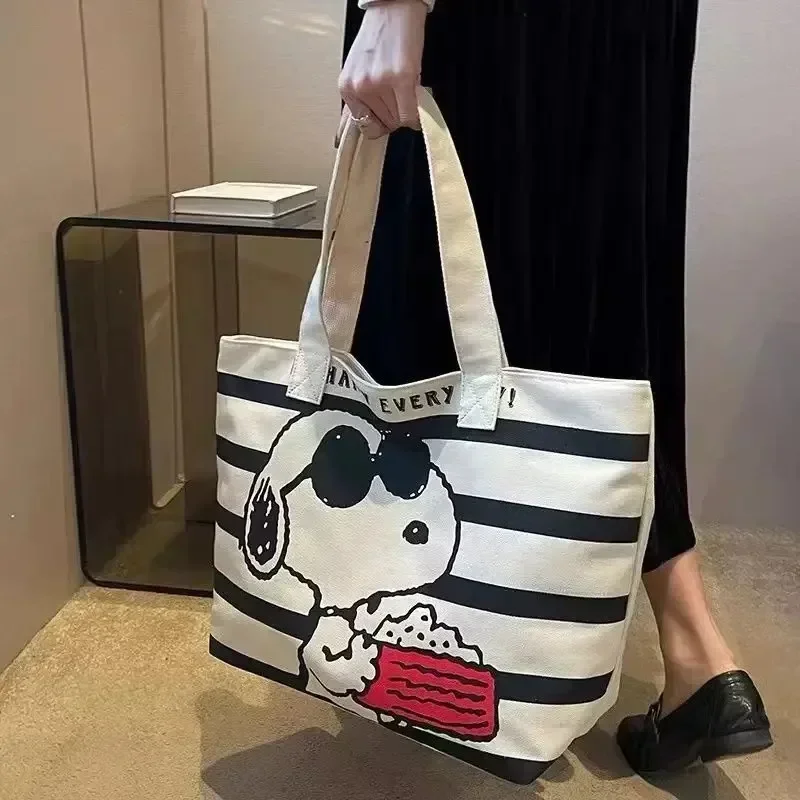 Snoopy Cartoon Large Capacity  – Women Bags Medium Size Bewertung und Preis